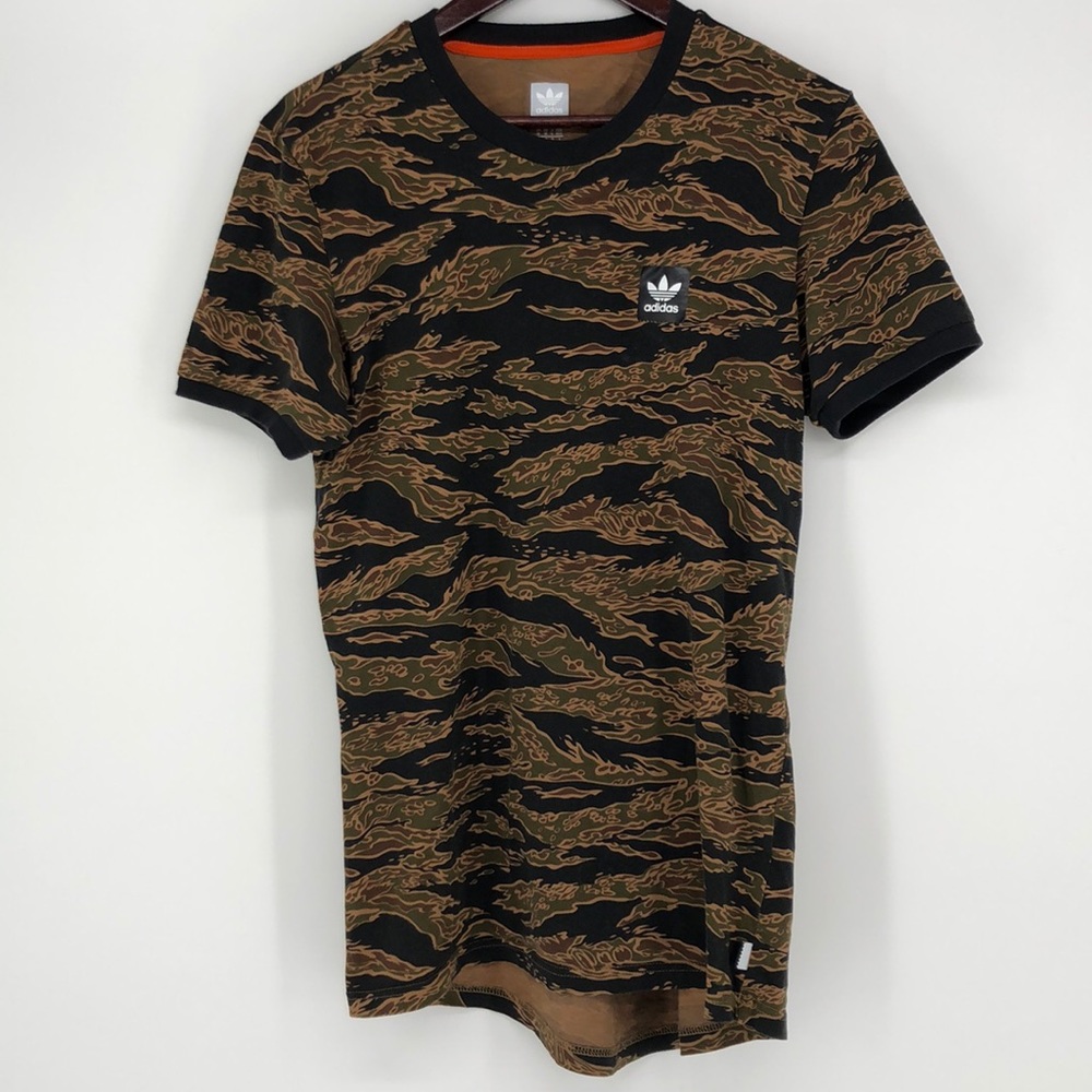 Adidas | Mens Size M | Tall Tee Style | Camo